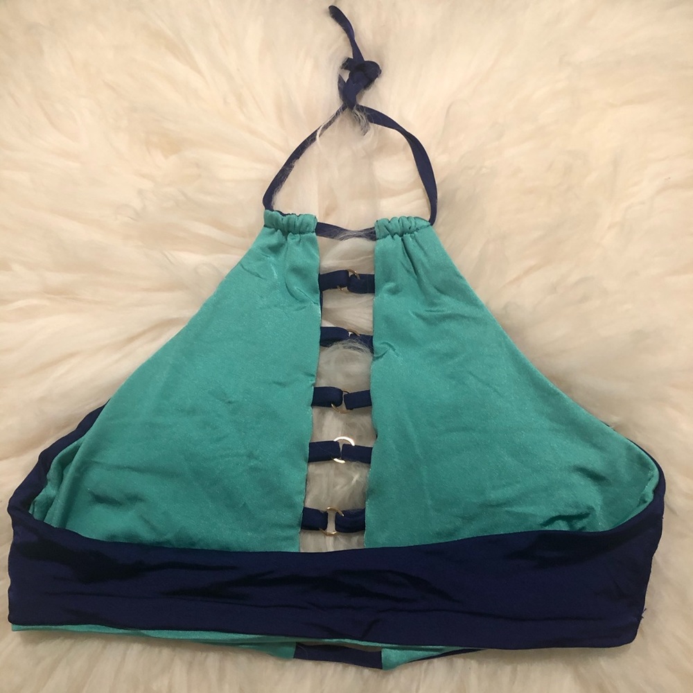 2 piece Beach bunny reversible bikini